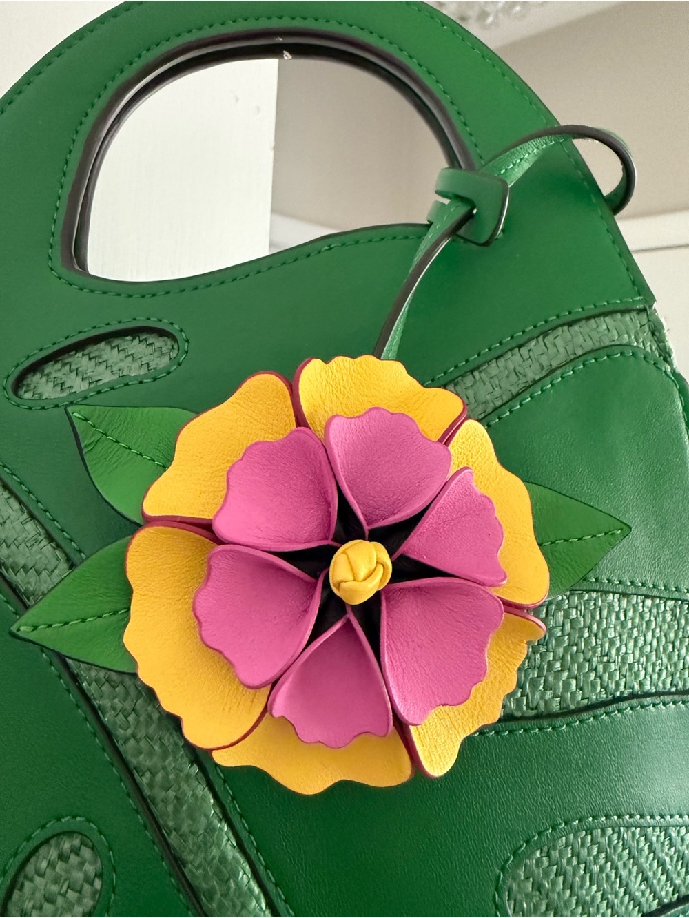 kate spade playa leather 3d leaf crossbody - Picture 3 of 5